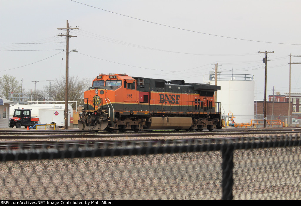 BNSF 976